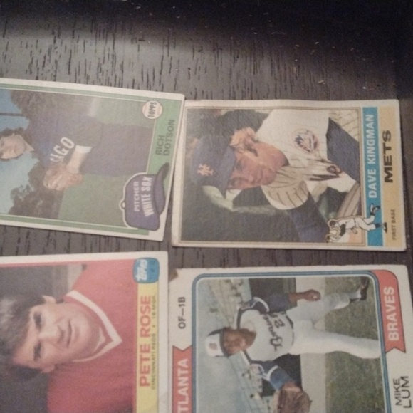 Baseball Card Lot - Picture 5 of 5
